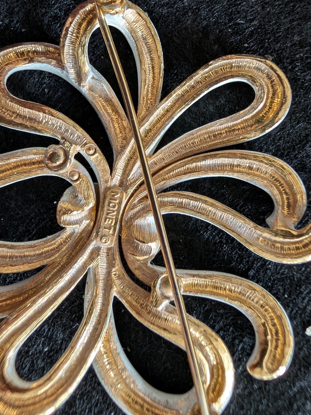 Branded Gold and Silver Floral Mixed-Metal Brooch Collection - Picture 4 of 11